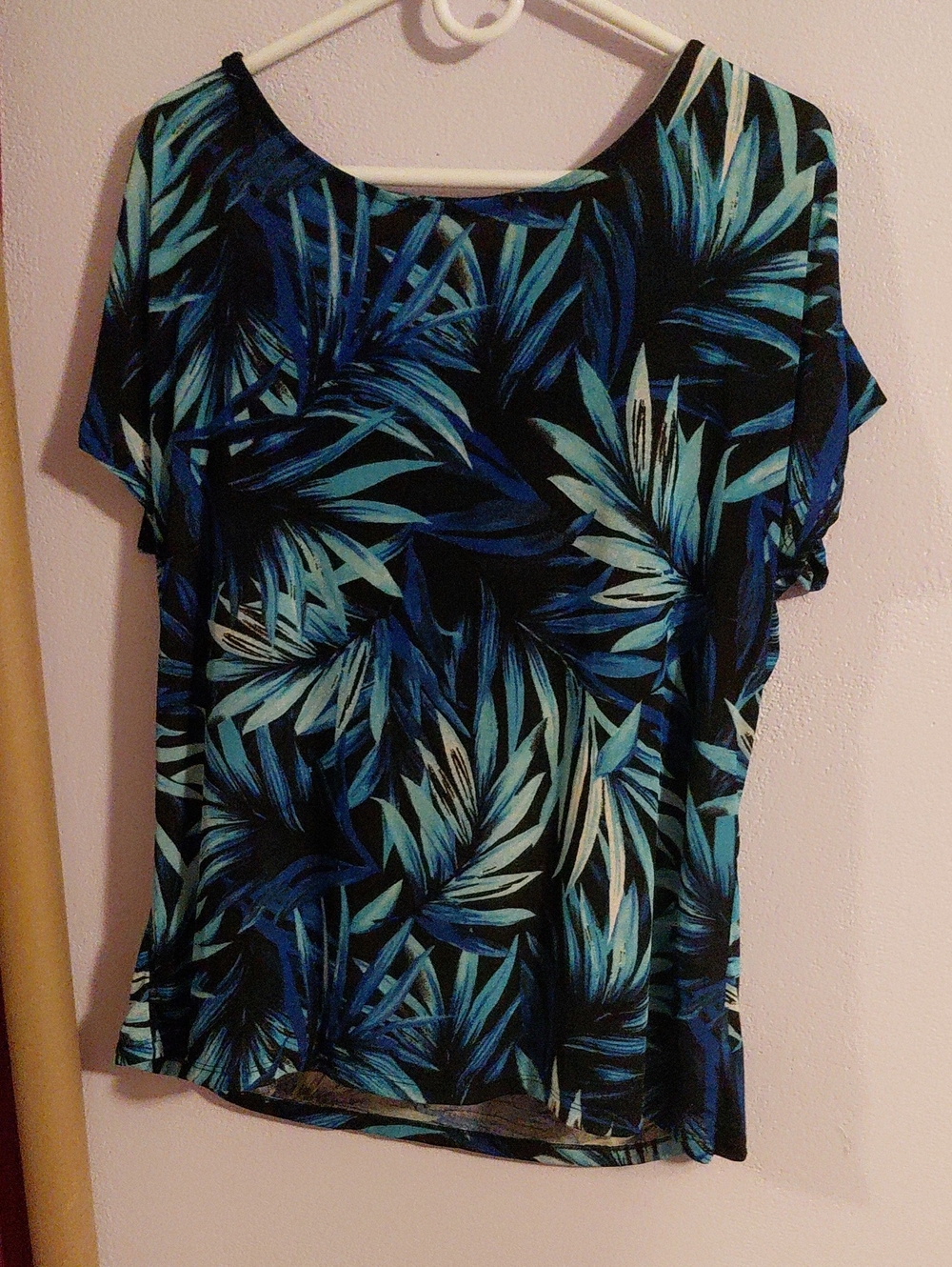 Blue Tropical Print Women’s Top